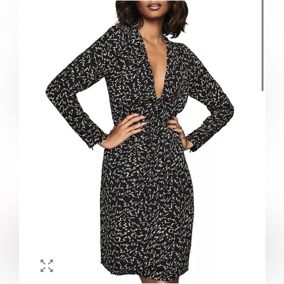 Reiss Julia NWT Black Zigzag Print Plunge Mini Dress Size 4 - Picture 10 of 16